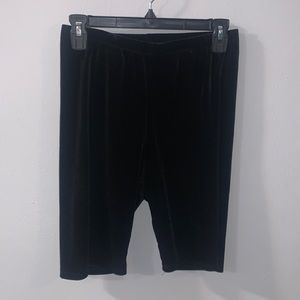 Black high waist velvet shorts